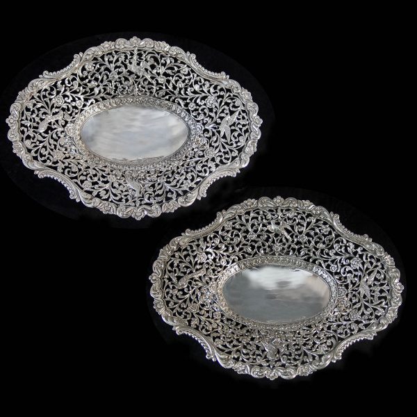 Pair of Oomersee Mawji Pierced Silver Dishes
